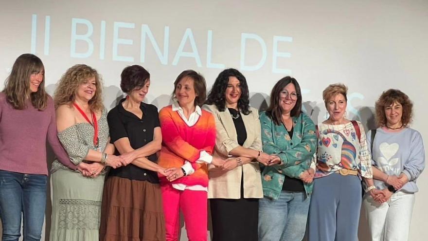 Ocho artistas alavesas se adueñan de la Escuela de Artes y Oficios