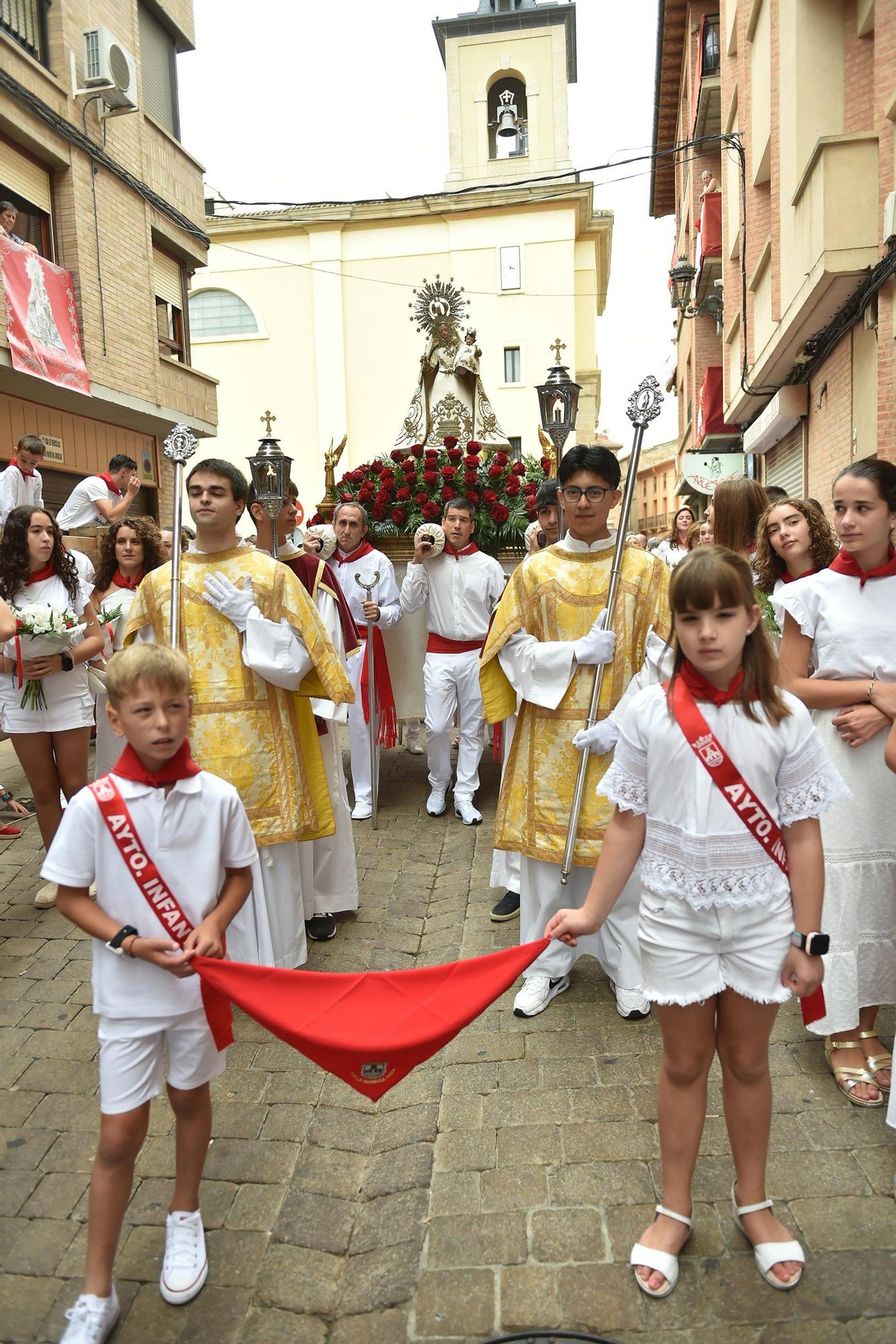 Fotos de la procesión en fiestas de Peralta