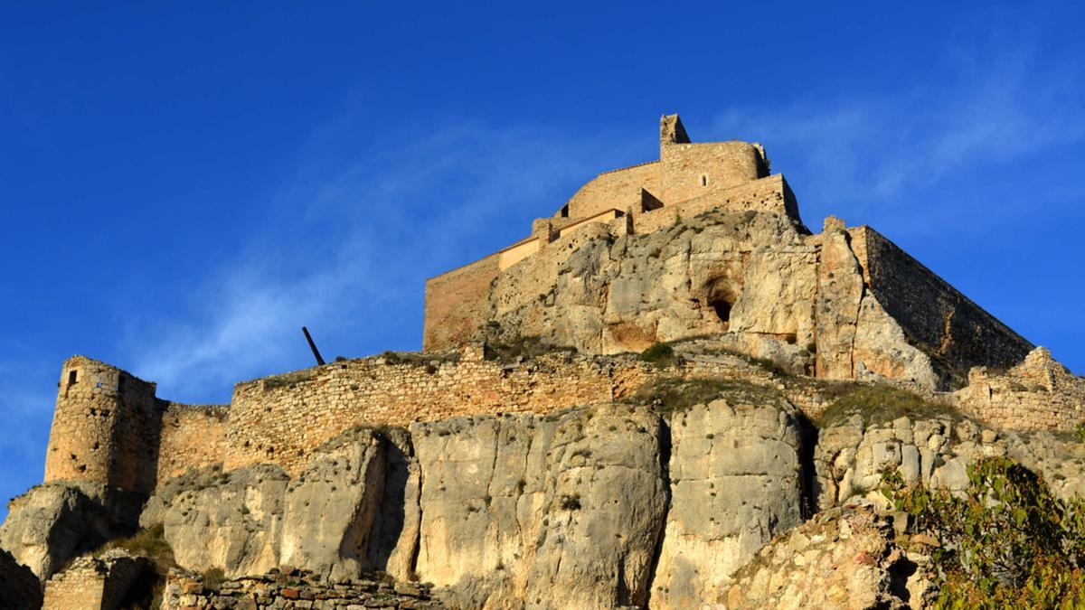 Su muy visitado castillo. 