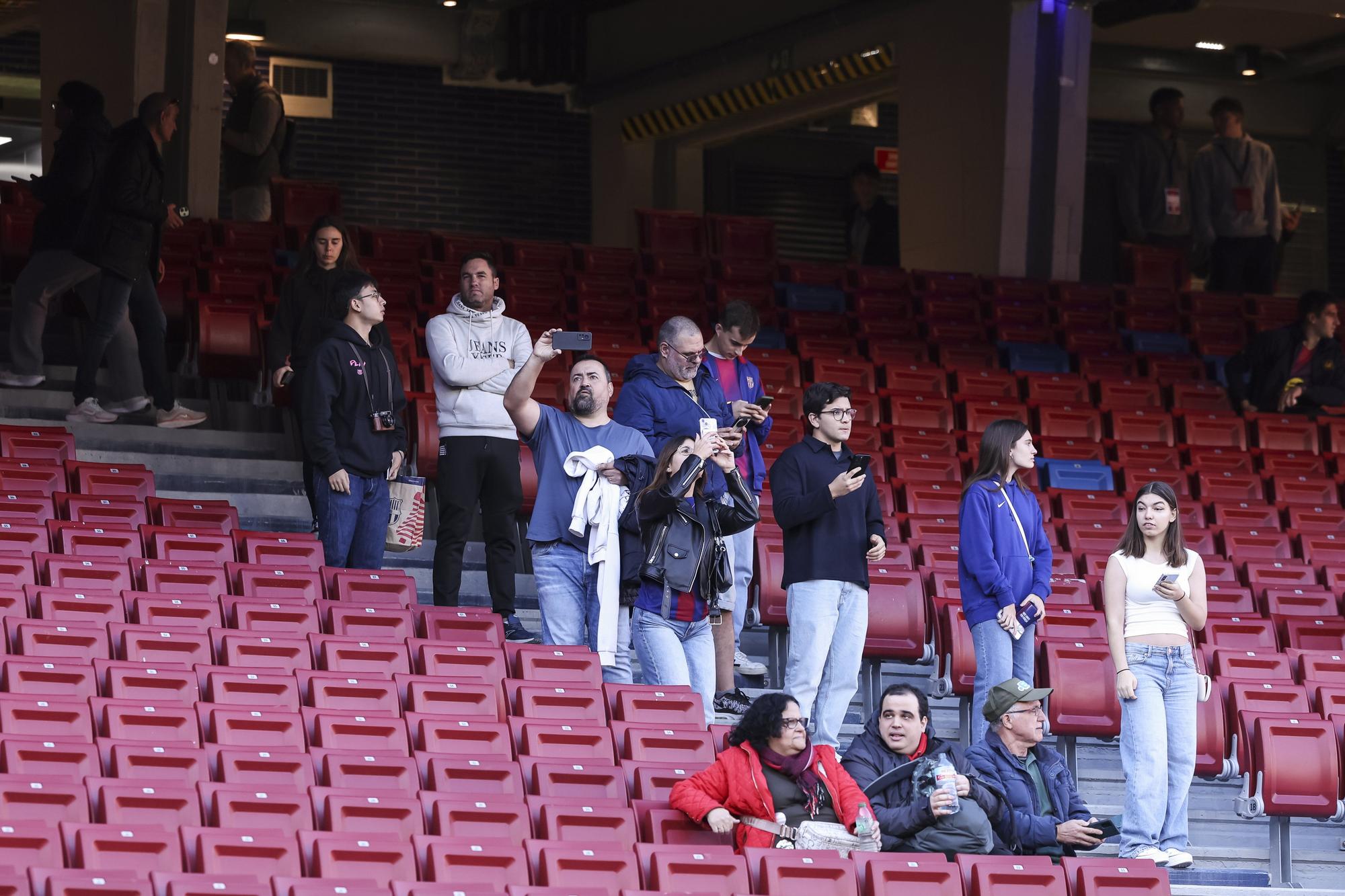 Fotos del nuevo Spotify Camp Nou en el primer día con público