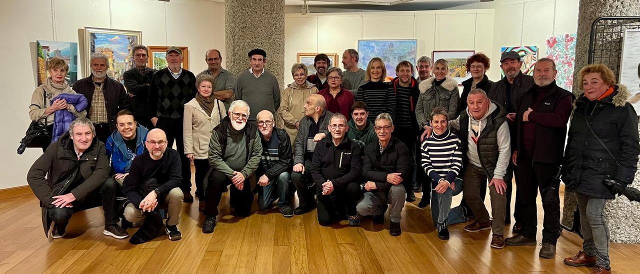 La Exposición de Artistas de Goierri rinde homenaje al bar Aterpe de Beasain