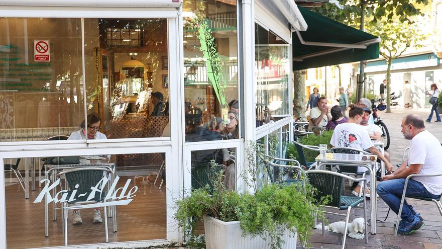 Dulces, pintxos, cerveza y vino, en el que fue el Kai-Alde Hondarribia