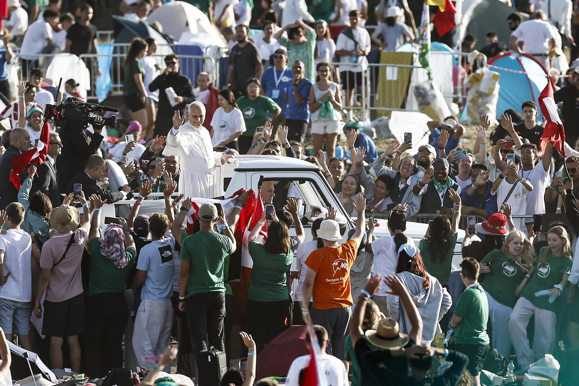 El papa León XIV despide el Jubileo de la Juventud