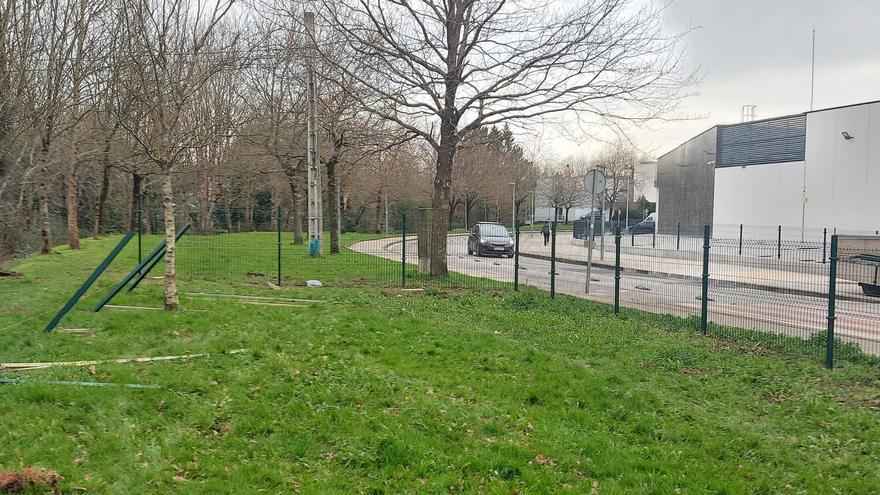 Mungia comienza las obras de su primer parque para perros en Atxurizubi