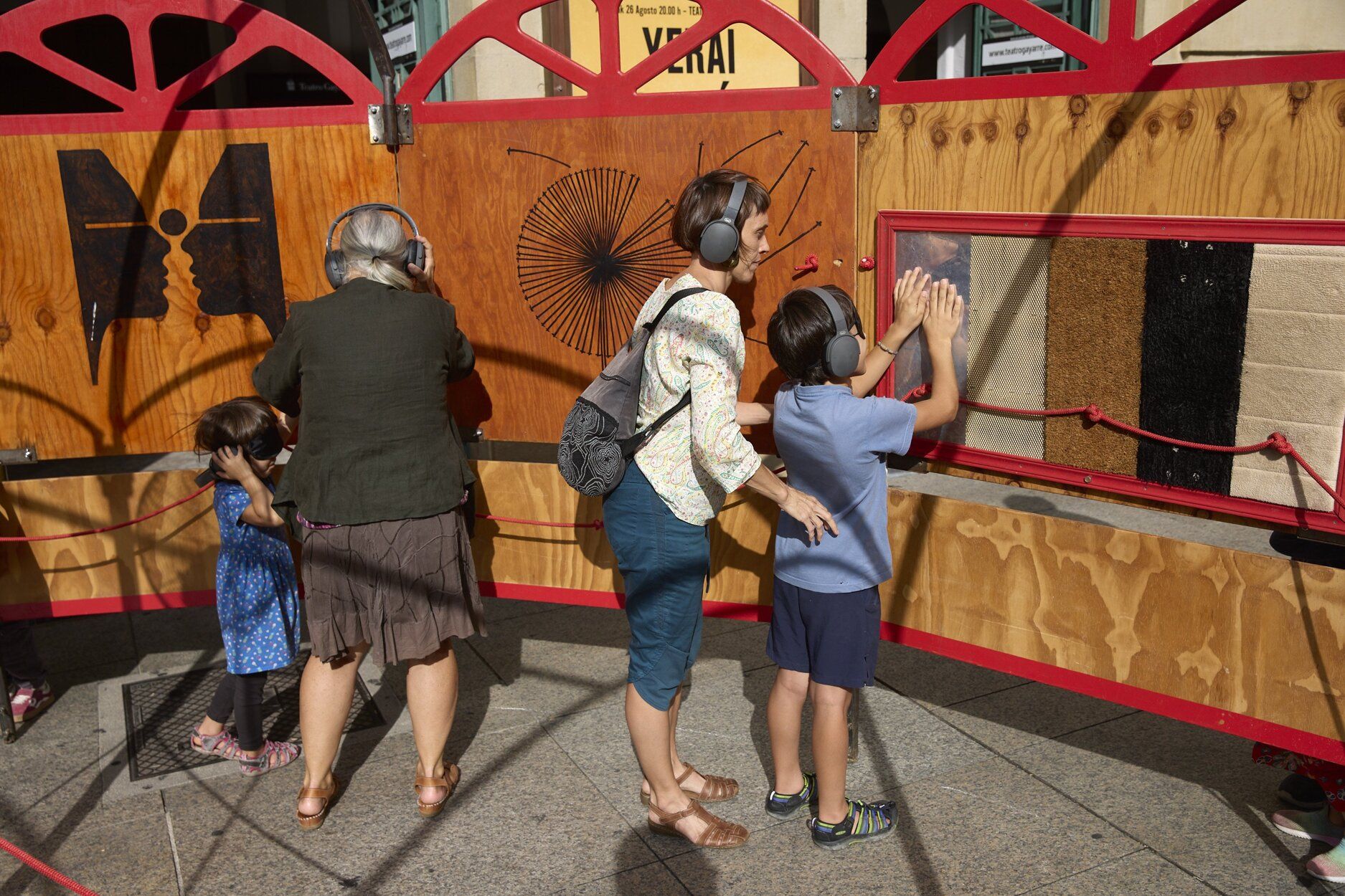 Fotos de la experiencia sensorial "El circo de los sentidos"
