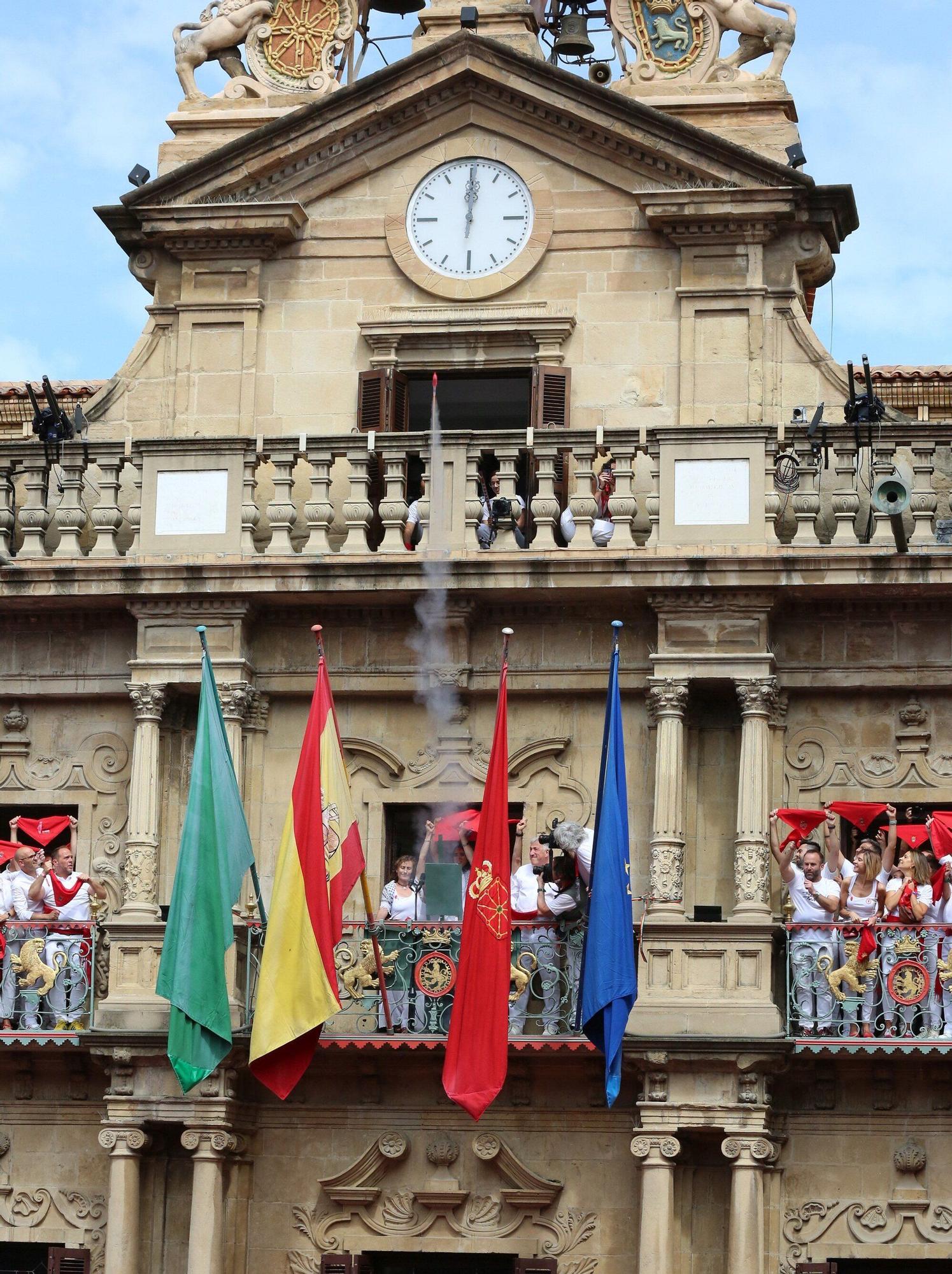 Fotos del  Chupinazo de San Fermín 2025 en Pamplona: ¡La fiesta más internacional se enciende con un grito solidario por Palestina!
