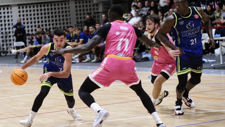 César Rúperez se estrena con derrota en el banquillo del Castillo de Gorraiz Valle de Egüés