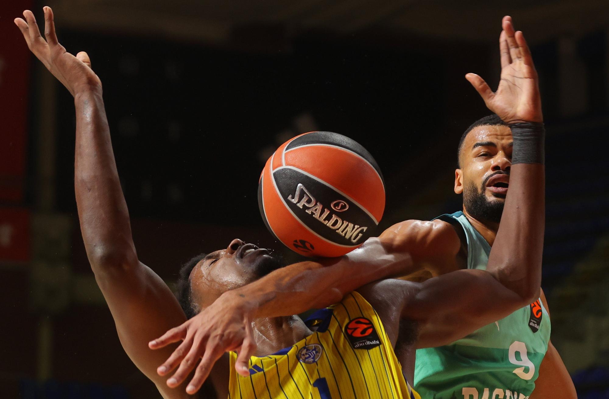Todas las fotos del Maccabi - Baskonia