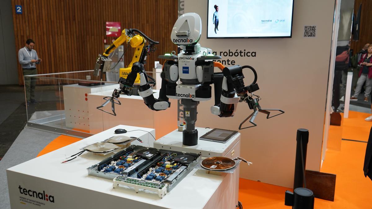 Robot adimentsua