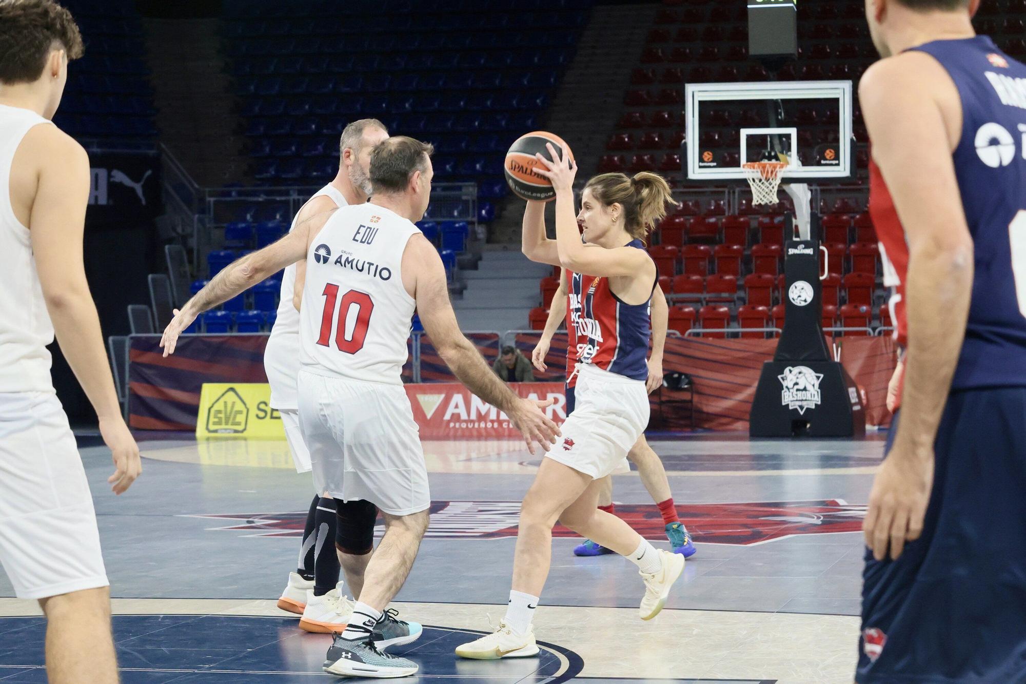 En imágenes: Sueño cumplido para 30 aficionados del Baskonia