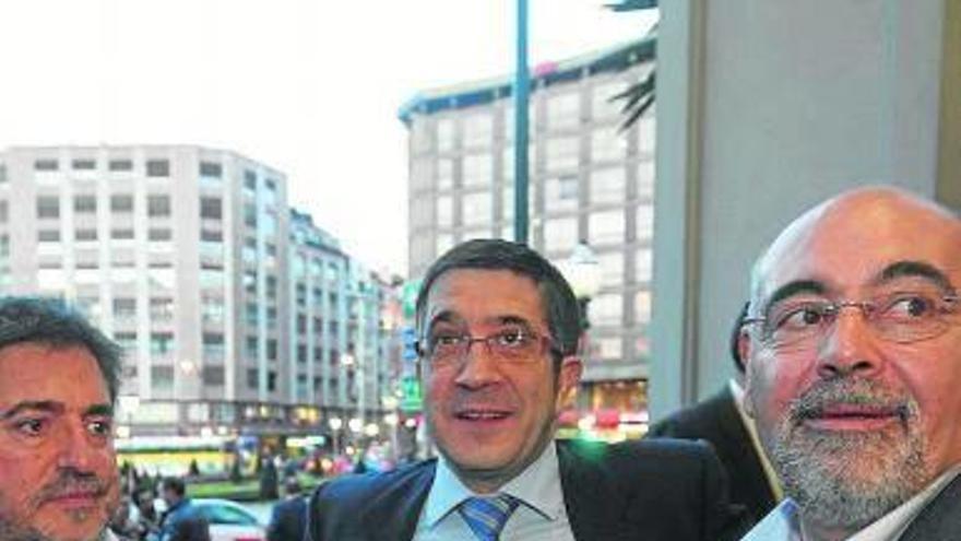 Jesús Eguiguren, Patxi López y José Antonio Pastor.