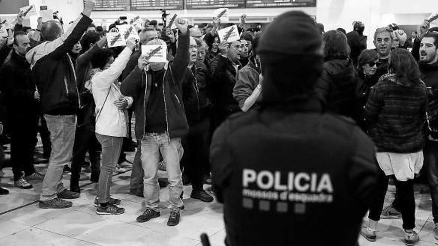 Los CDR no paralizan la estación de Sants