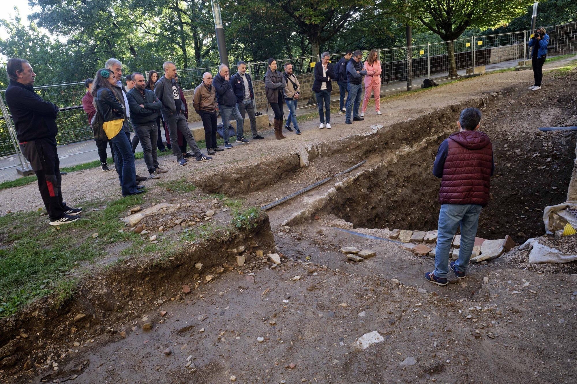 Excavación arqueológica en la trasera de la Catedral de Pamplona