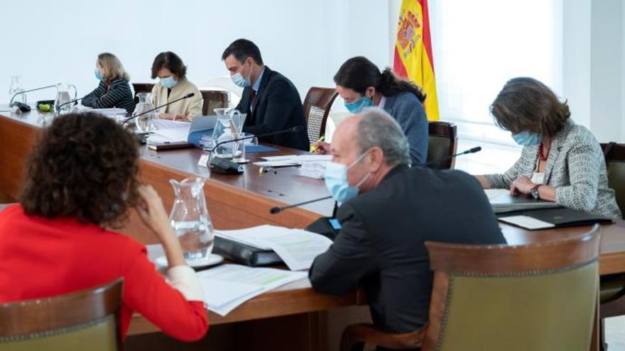 El Gobierno prepara para este domingo la declaración del estado de alarma
