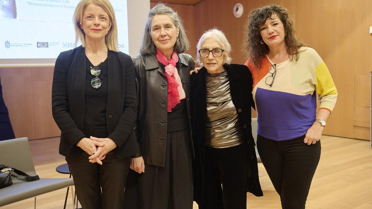 María Pilar Rodríguez, Ana Díez, Mirentxu Loyarte y Batalia Ardanaz, en febrero en la Filmoteca de Navarra