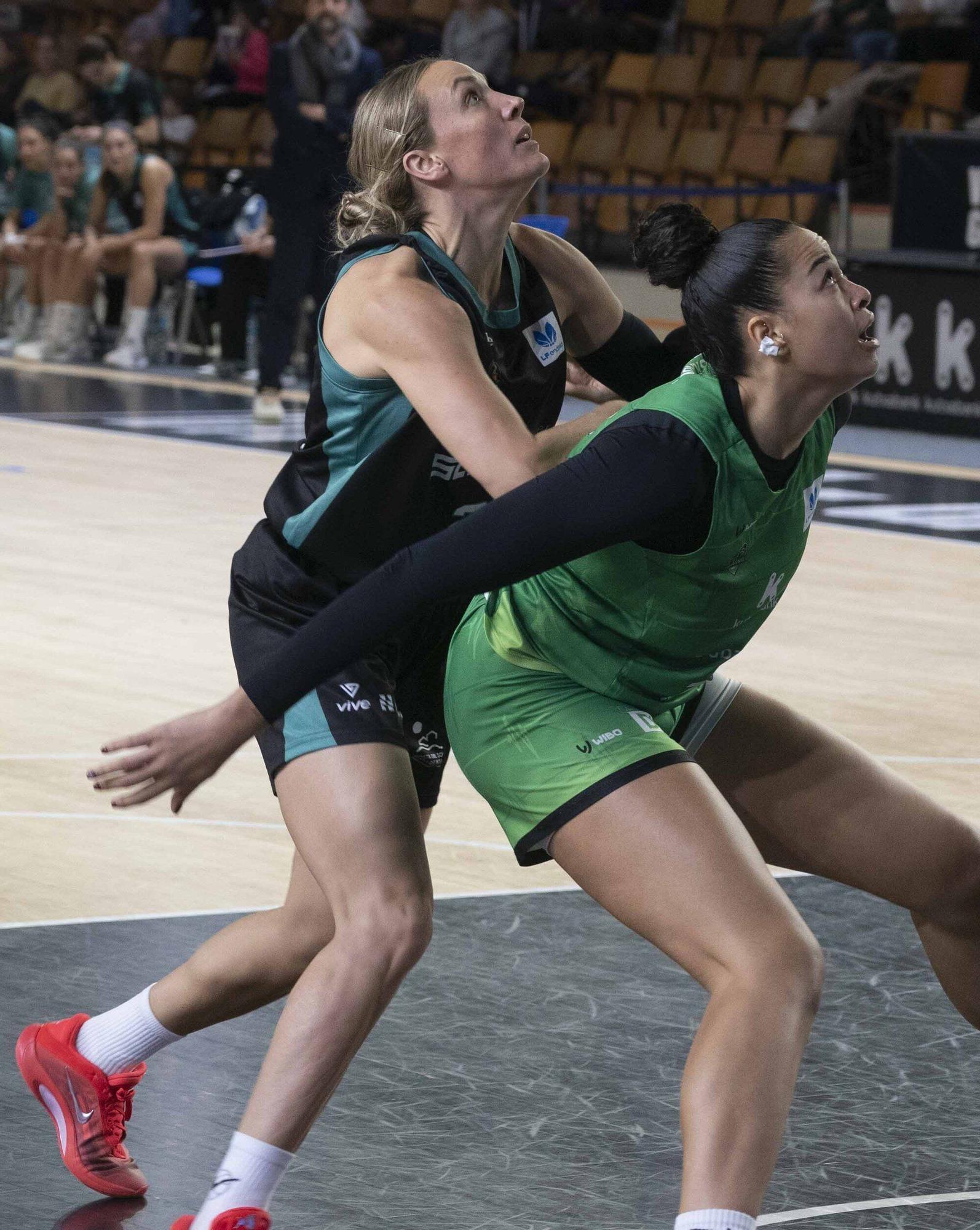 En imágenes: Derrota del Kutxabank Araski ante el Estepona