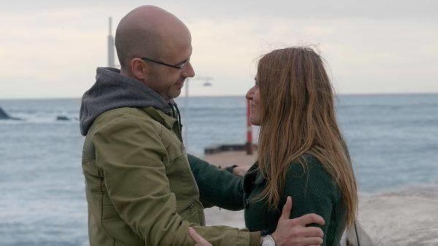 Agus Barandiaran e Itziar Ituño, en una escena de la película.
