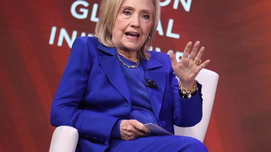 Hillary Clinton afirma que no conoció a Epstein, aunque coincidió con su mujer en varias ocasiones