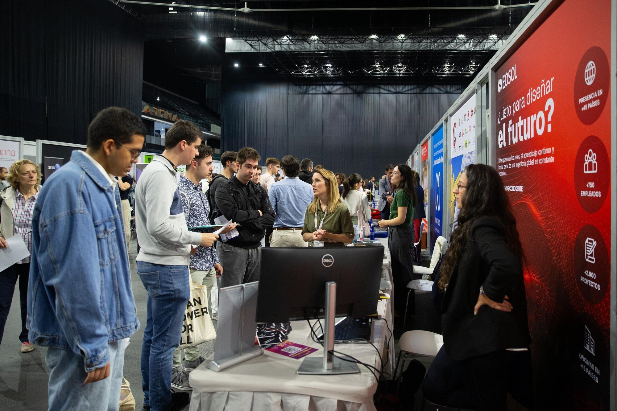Fotos de la apertura del Encuentro de Empleo y Emprendimiento en la UPNA
