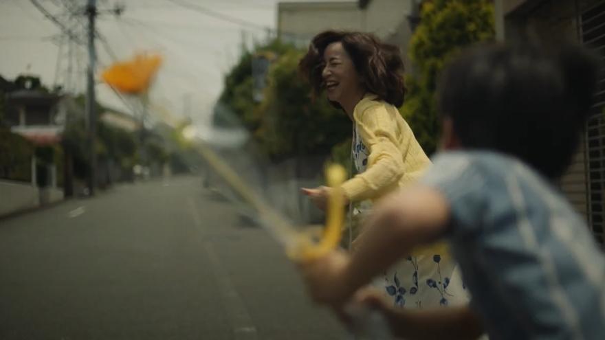Crítica de la película &quot;A Hundred Flowers&quot;: la vida se acaba