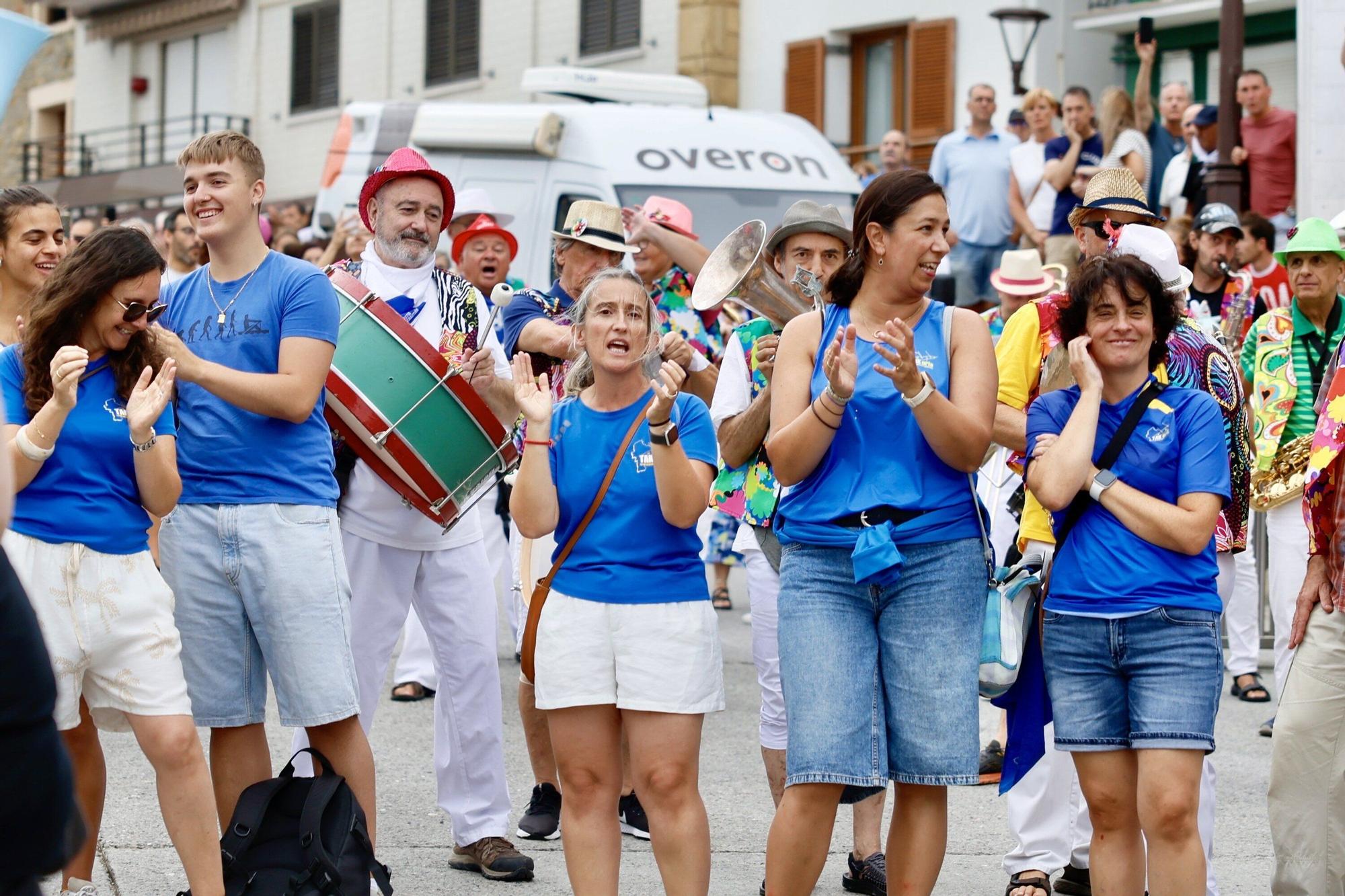 En imágenes: Arraun encarrila su cuarta bandera en Donostia