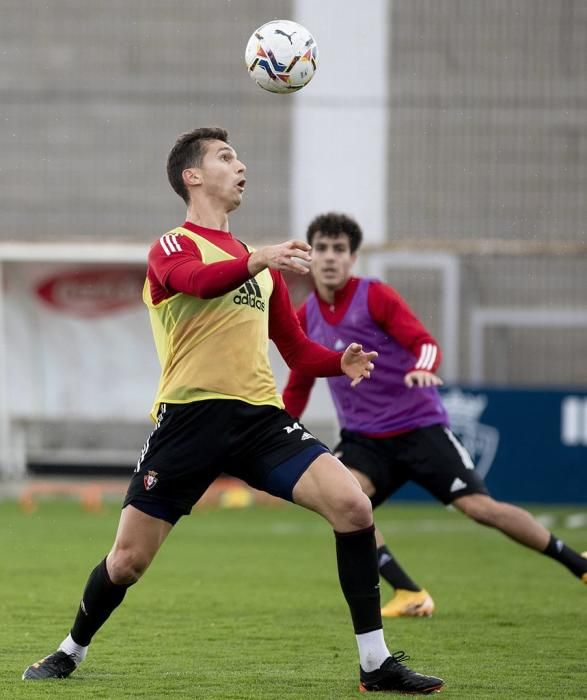 Primer entrenamiento de Jonás Ramalho con Osasuna