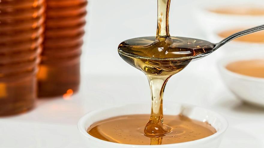 El potente remedio de miel con ajo: ¿para qué sirve?