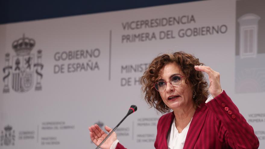 Montero plantea ceder más impuestos a las CC.AA. para mejorar sus arcas