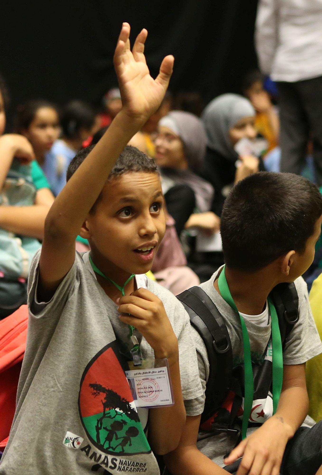 'Vacaciones en Paz': recepción a los niños saharauis que llegan a Navarra para pasar el verano
