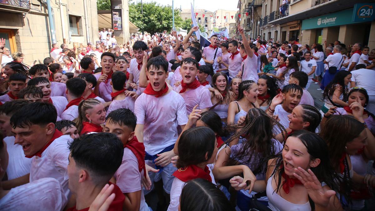 Alegría sin freno en los primeros compases de la fiesta en Tafalla.