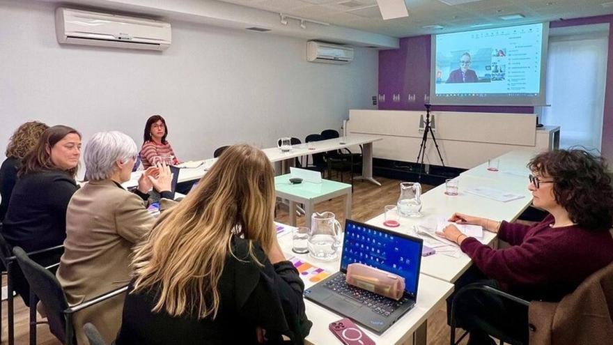 Emakunderen Begira sareak komunikazio eta publizitate ez-sexistarako kode deontologikoa eguneratuko du