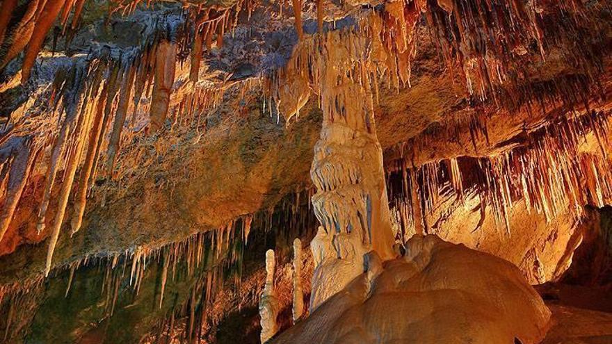 Algunas de las formaciones que se puede ver en Mendukilo.