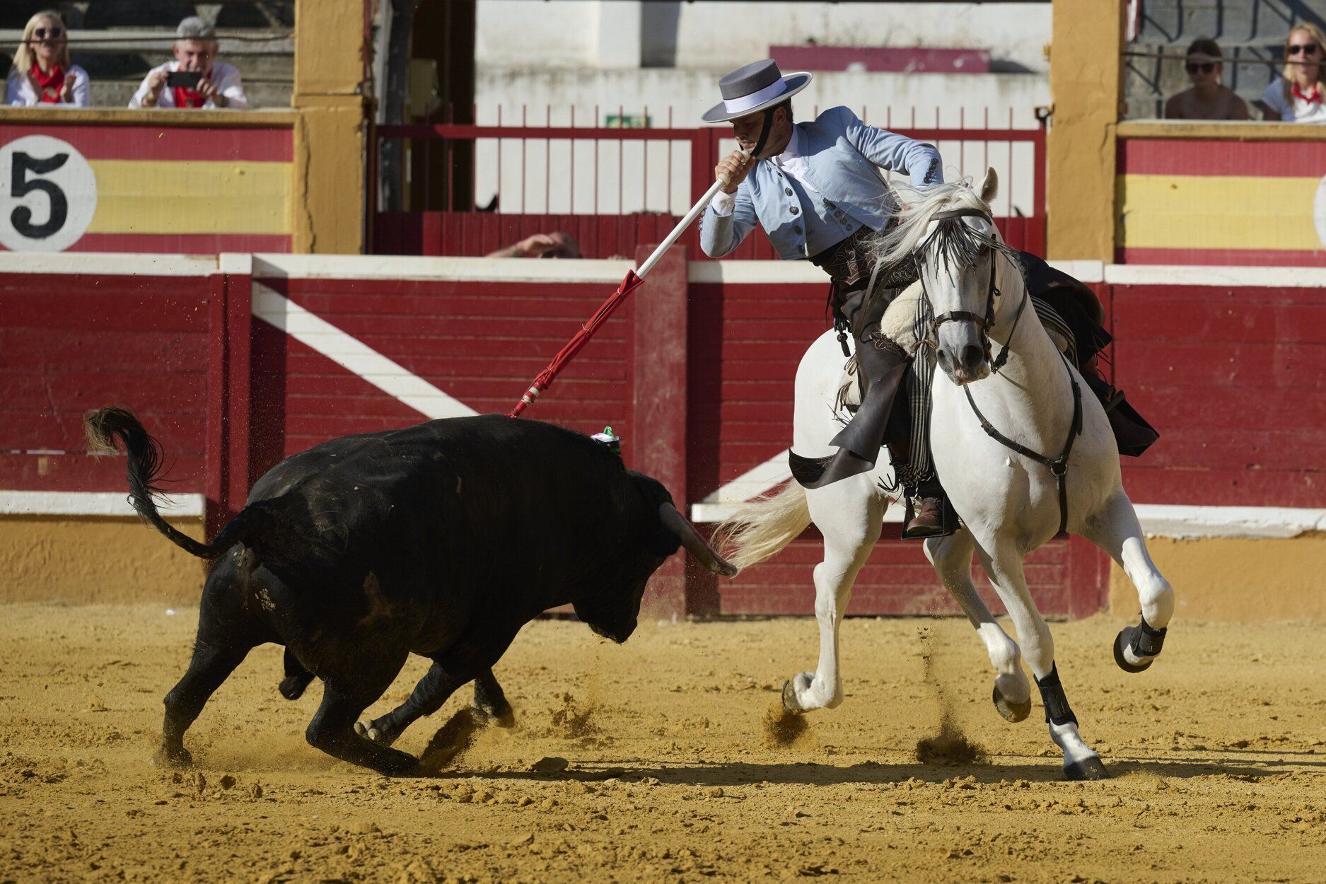Fotos de la corrida de rejones de este domingo en fiestas de Tudela