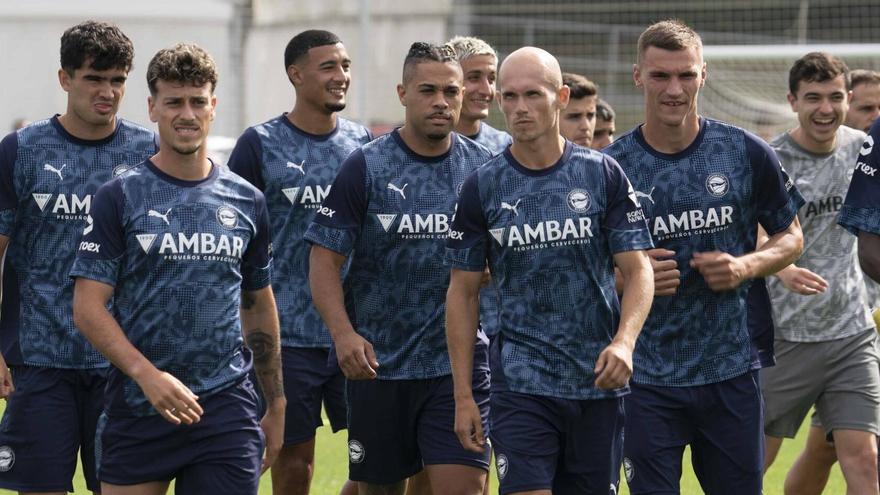 Mariano, uno más en el grupo del Alavés.