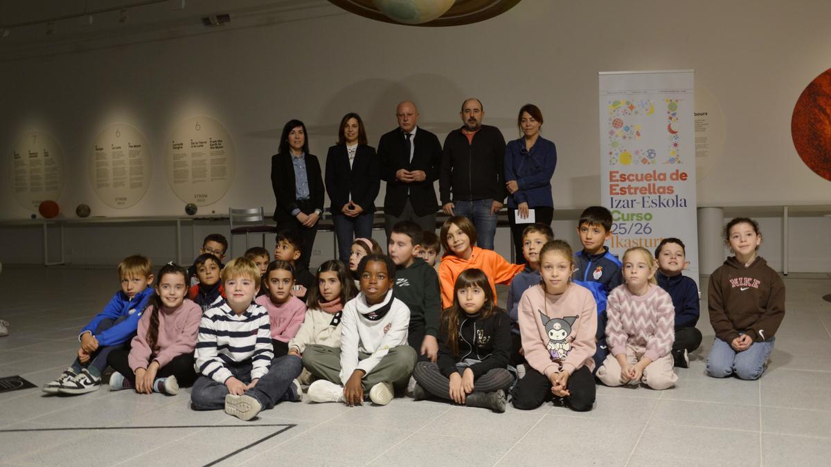La 33 edición del programa Escuela de Estrellas-Izar Eskola de Planetario Pamplona arranca en Tafalla