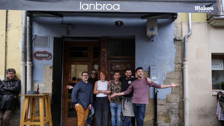 Cambio de manos en el histórico bar Lanbroa
