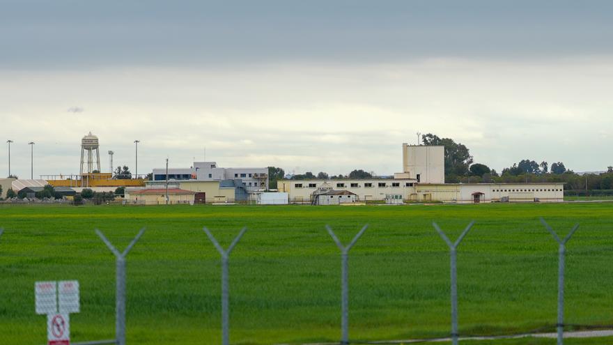 España cierra su espacio aéreo a los aviones implicados en la guerra de Irán