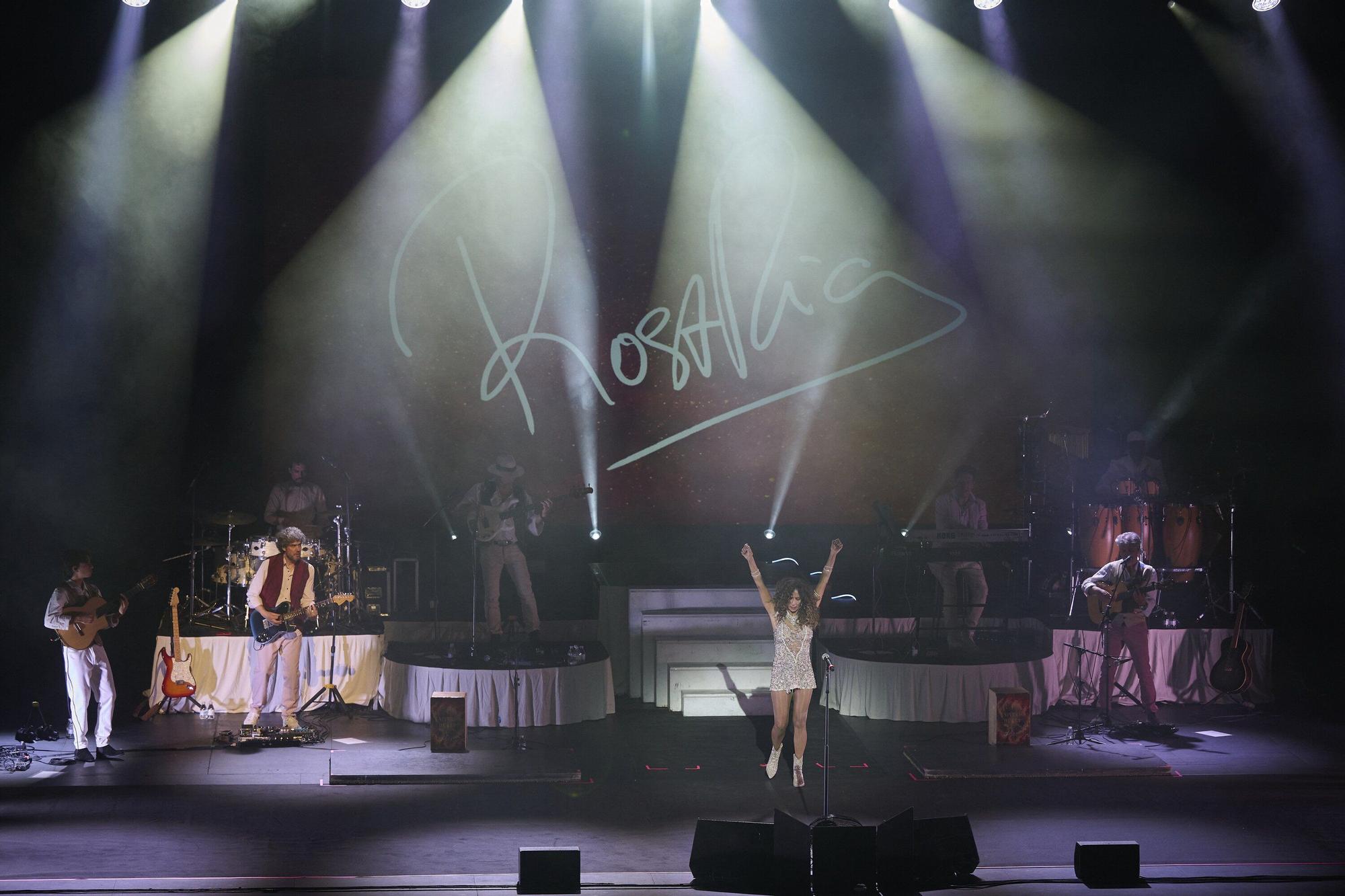 Fotos del concierto de Rosario Flores en Baluarte