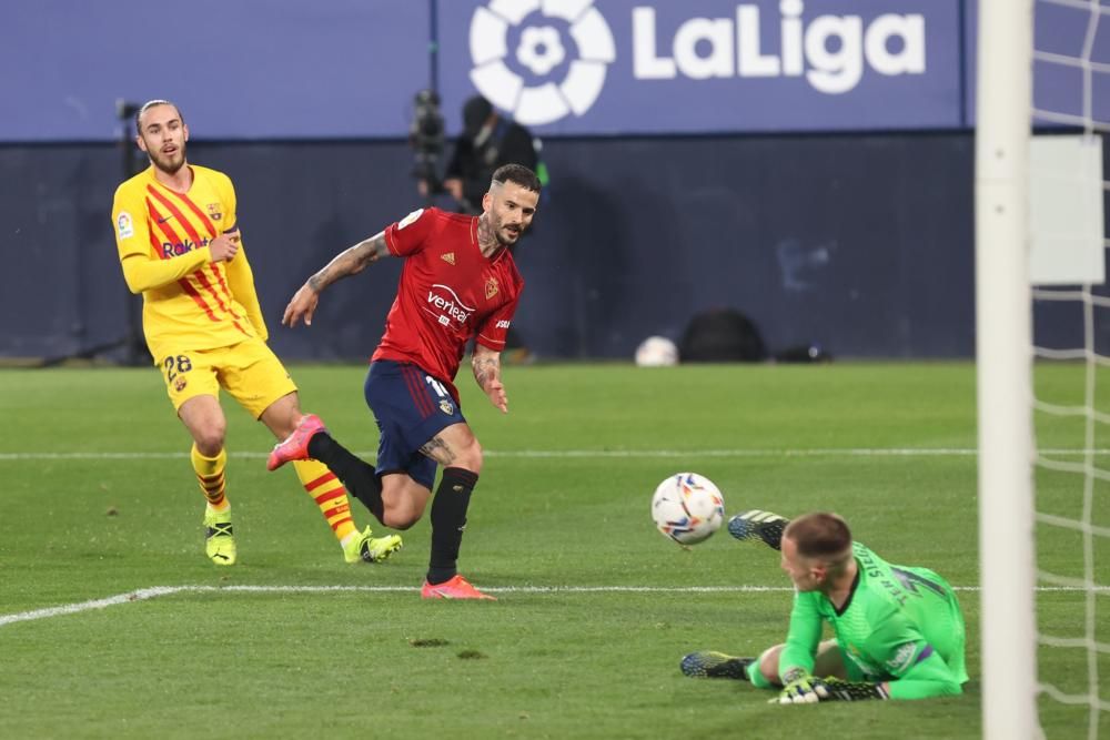 Imágenes del partido Osasuna-Barcelona