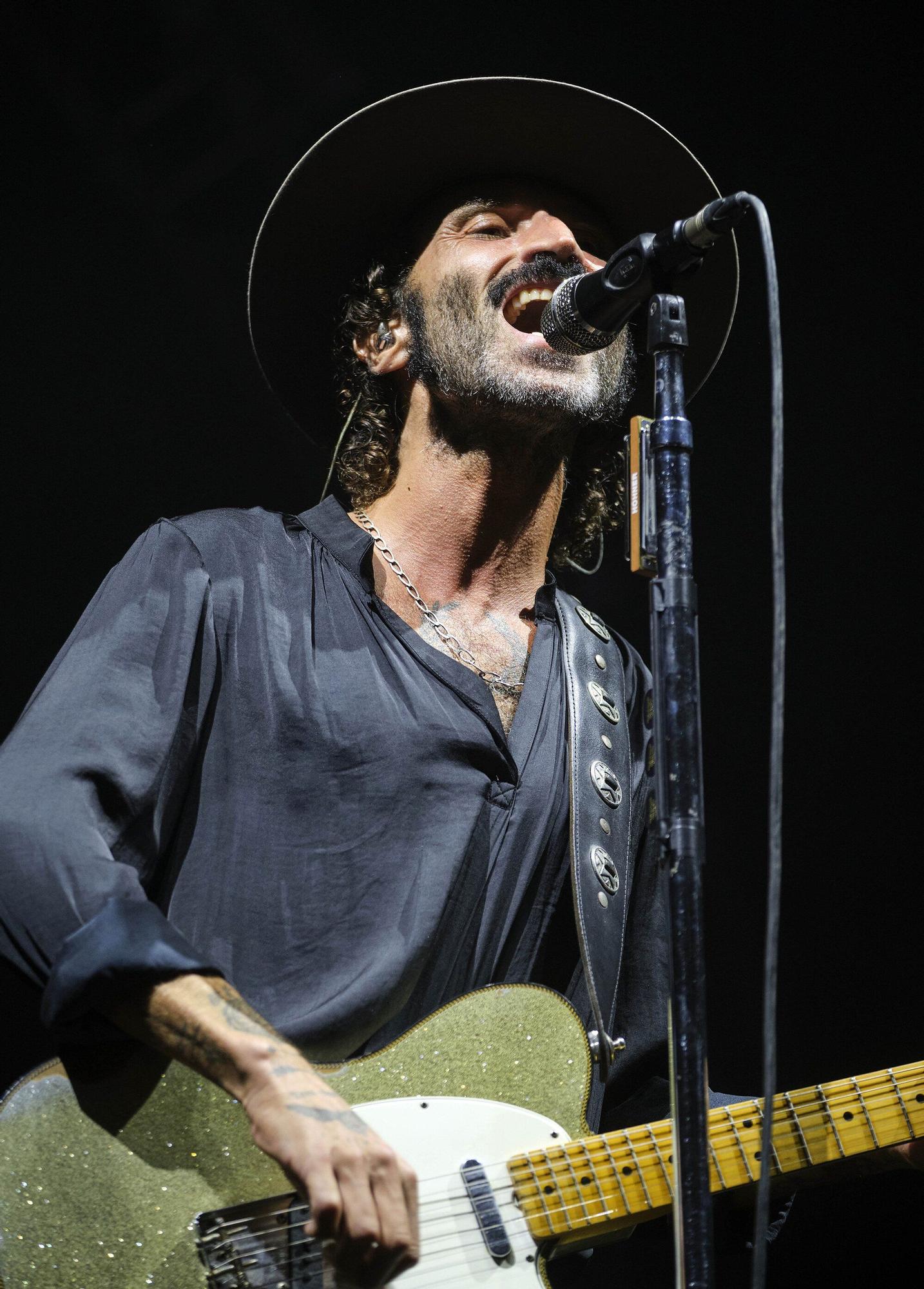 Fotos del concierto de Leiva en el Navarra Arena