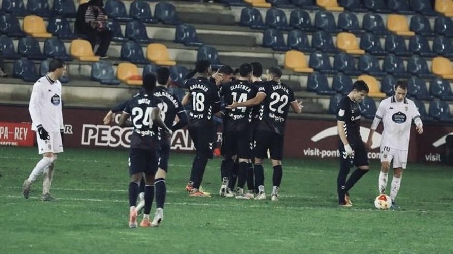 El Eibar golea al Pontevedra y pasa de ronda en la Copa (0-3)