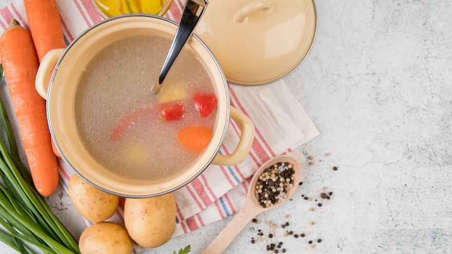 Hacer un caldo es fácil y hacerlo bueno también si se tienen en cuenta ciertos detalles
