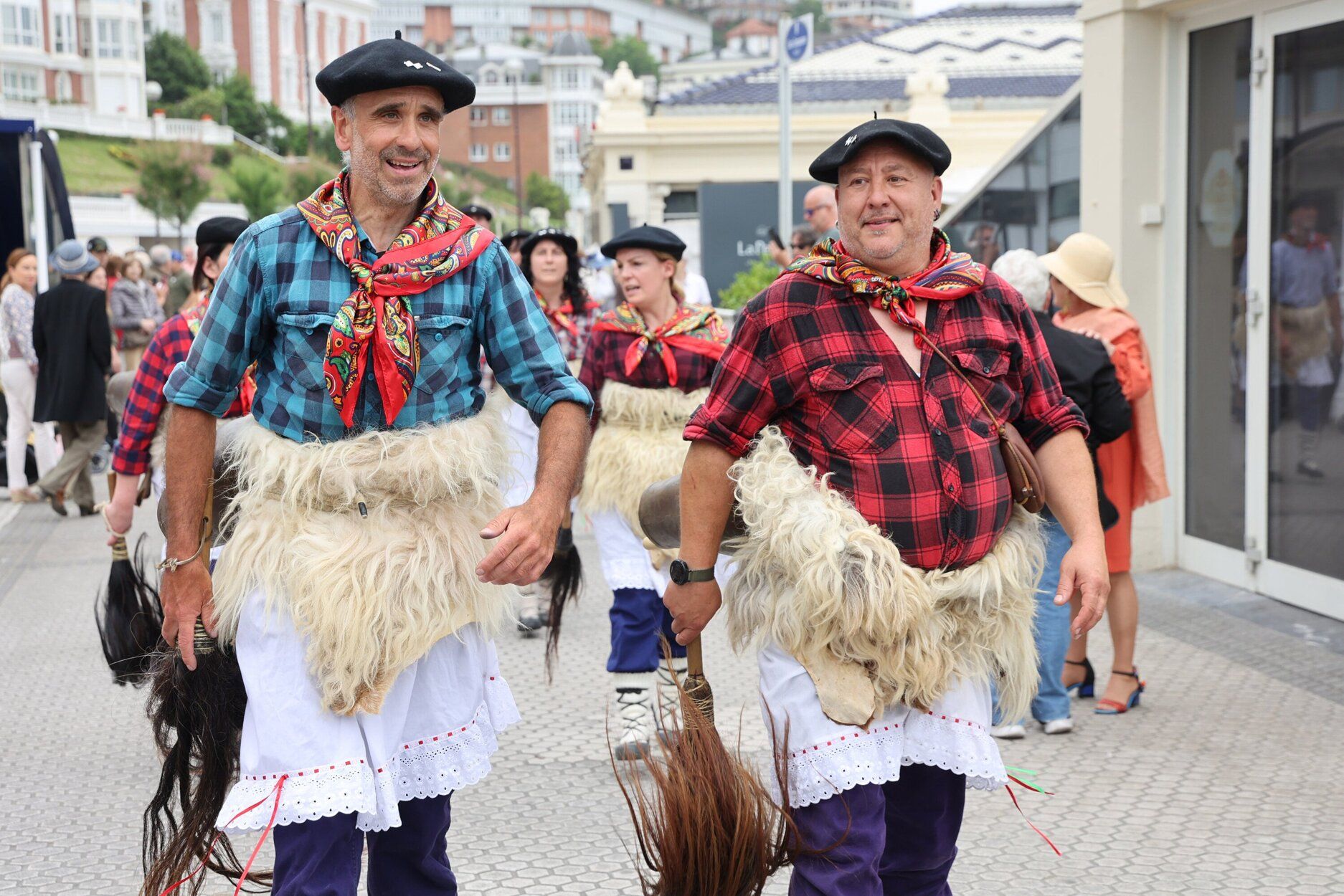 [Fotos] Donostia, hasta el 'gorro'