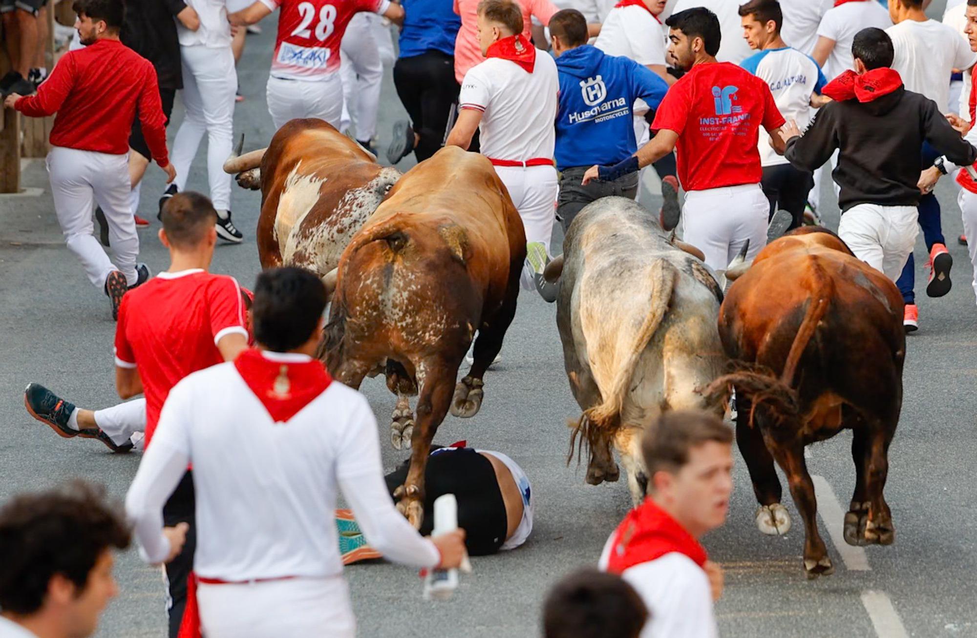 Fotos del tercer encierro de fiestas de Tafalla 2025