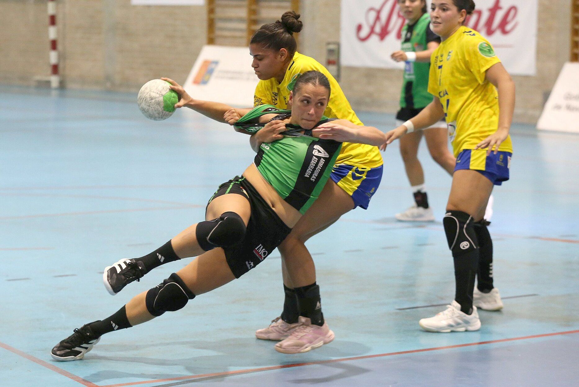 Fotos del partido entre Replasa Beti Onak y Rocasa