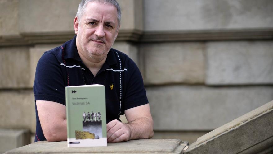 “La Asociación de Víctimas del Terrorismo se escapa de sus estatutos, que le exigen una imparcialidad”