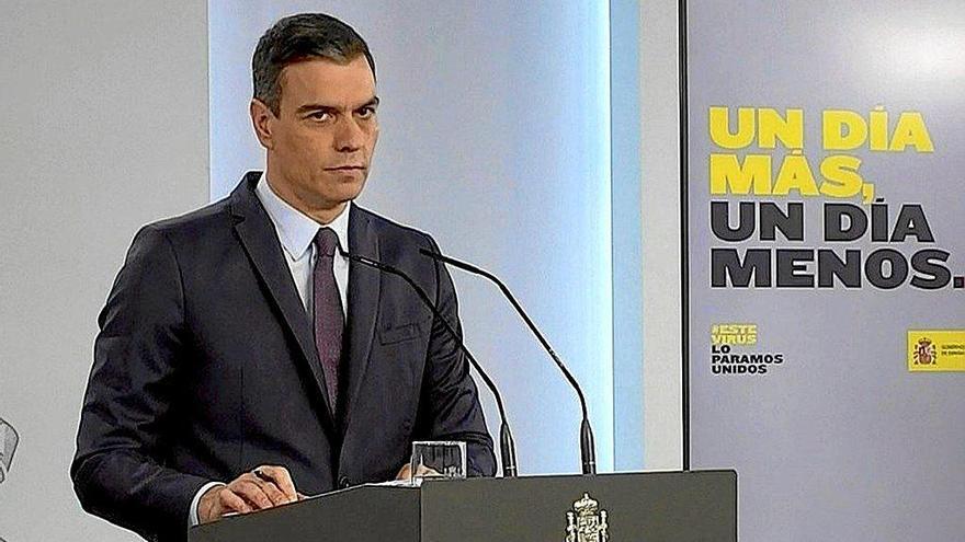 El presidente del Gobierno, Pedro Sánchez, durante la rueda de prensa que ofreció ayer en el Palacio de la Moncloa. Foto: Efe