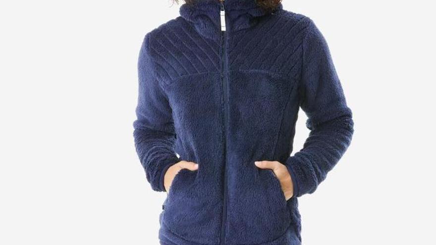 Vista del forro polar de montaña y nieve cálido Quechua NH500 de Decathlon