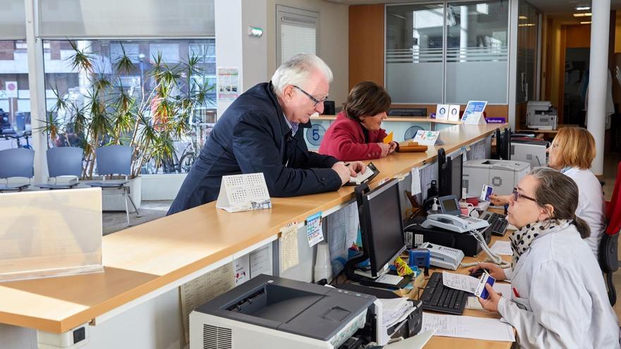 Salud dice que el caso de vacunas caducadas está "zanjado", pese a que la oposición intente darle más "recorrido"