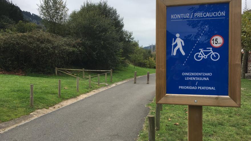 Más iluminación en  el bidegorri de La Quadra a Sodupe